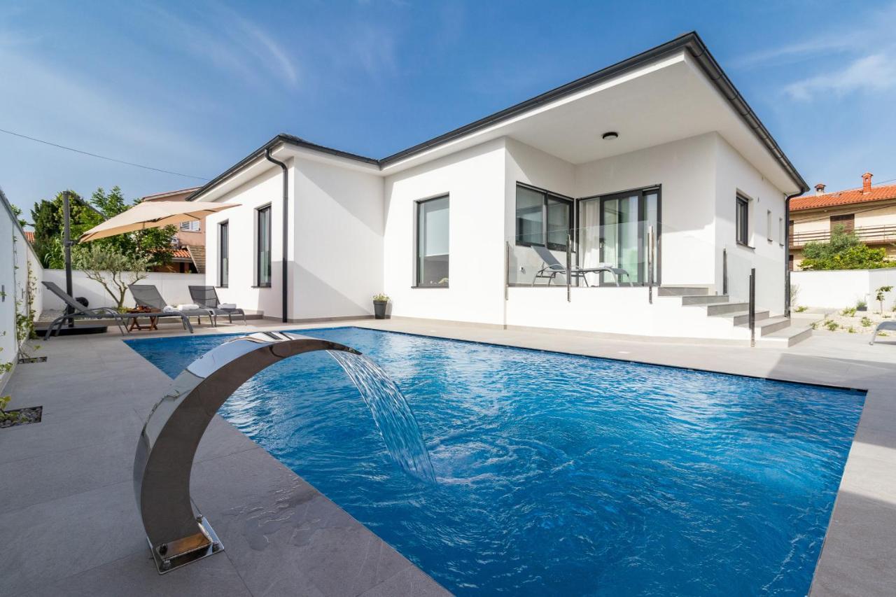 Vila Casa L Pula